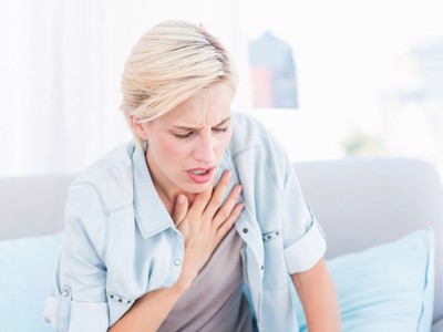 Làm sao để cải thiện TRIỆU CHỨNG KHÓ THỞ khi bị viêm đường hô hấp?